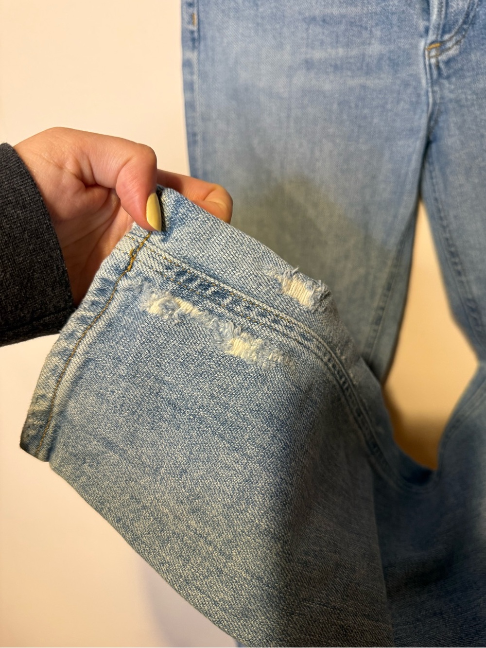 Agolde Nico High Rise Slim Fit Jeans in Embark Light Wash Blue Sz 26 - Picture 5 of 9
